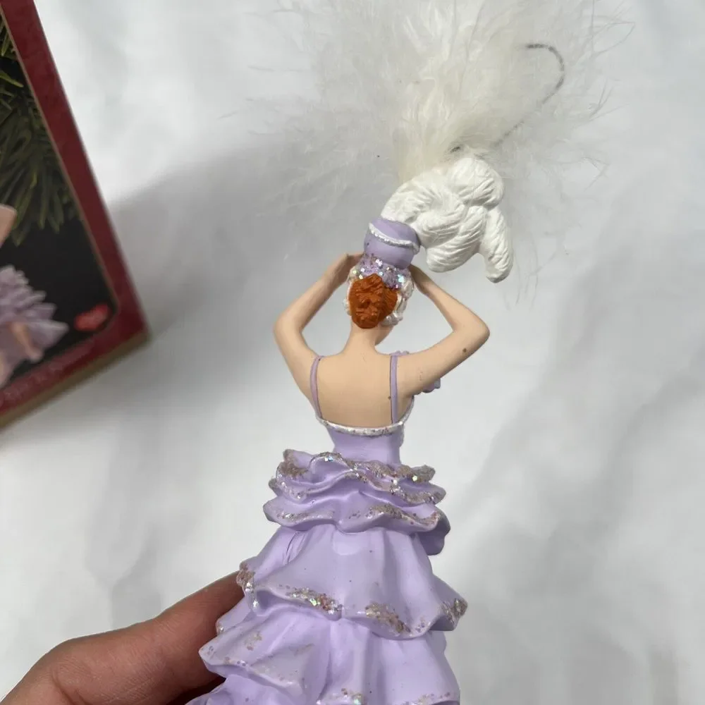 1999 I LOVE LUCY Hallmark Keepsake Christmas Ornament Lucy Gets In Pictures VTG‎